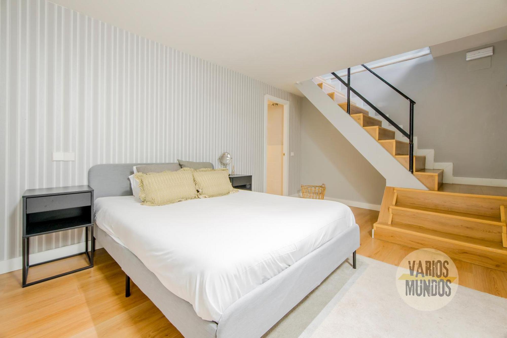 Modern Apt & Cool Interior Design A 20 Metros Del Retiro E1 Madrid Exterior photo